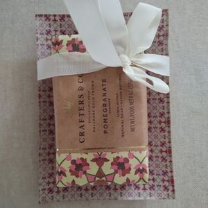 NWt Hallmark 👑Gold Crown Floral-Tray + Pomegranate Soap